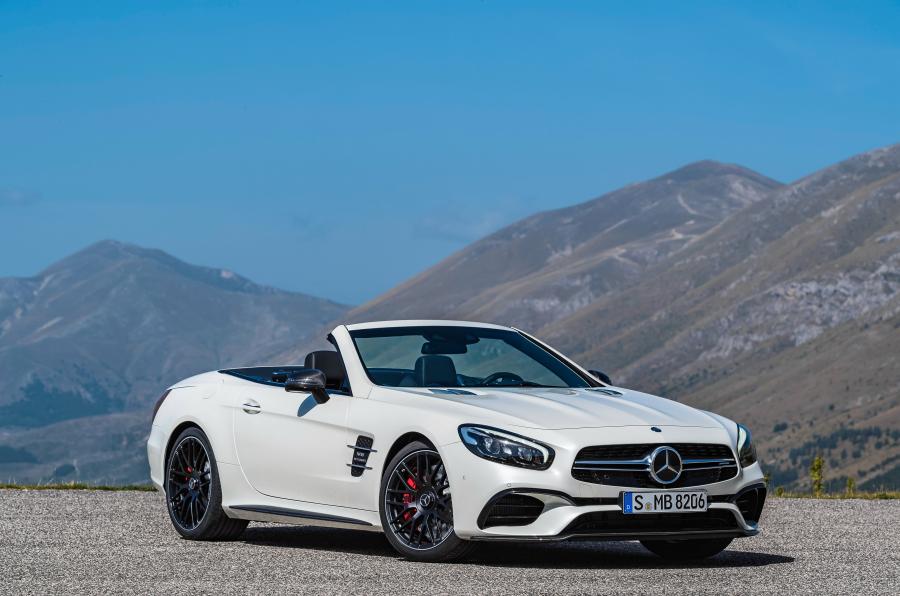  Mercedes-AMG SL63 2015 года  (фото 15 из 29)